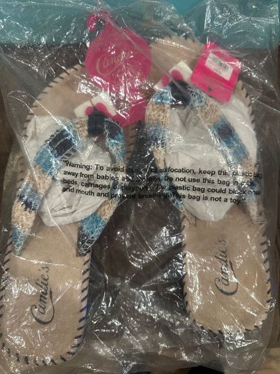 Brand new Candies New macrame medium 7-8 7-1/2 (Adult)