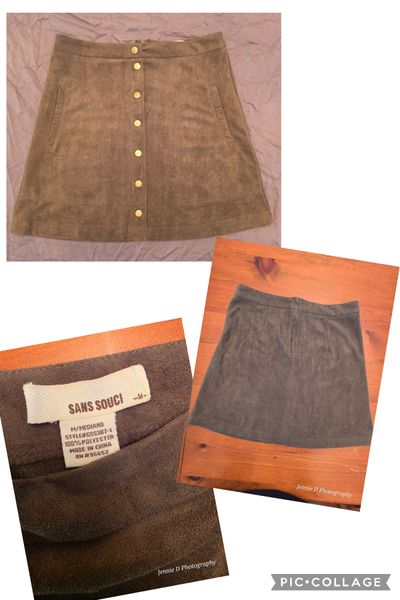 Sans Souci Hunter green skirt with buttons and pockets, suede feeling. Women's - M