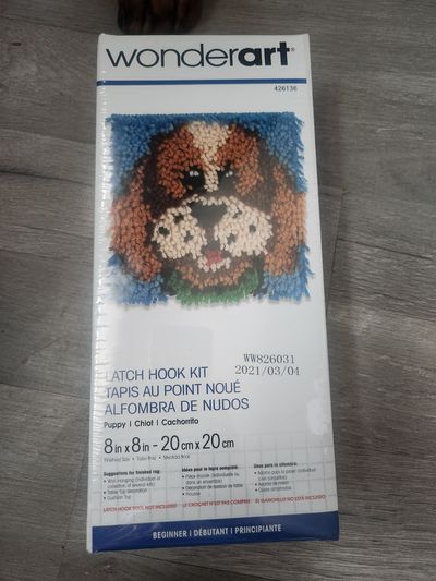 New latchhook dog kit