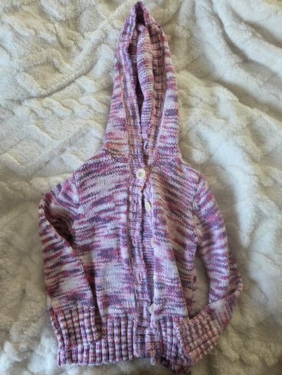 Circo hooded sweater  5T/5