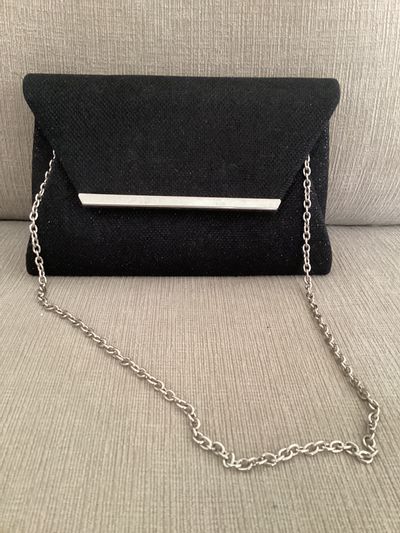 Jessica McClintock Black textured evening bag
