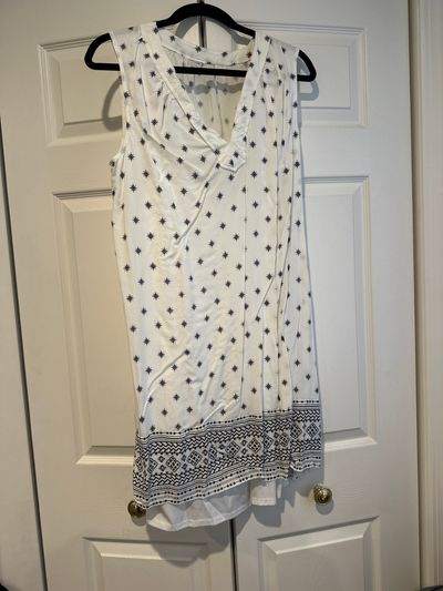 Old Navy black and white dress  Women's - L