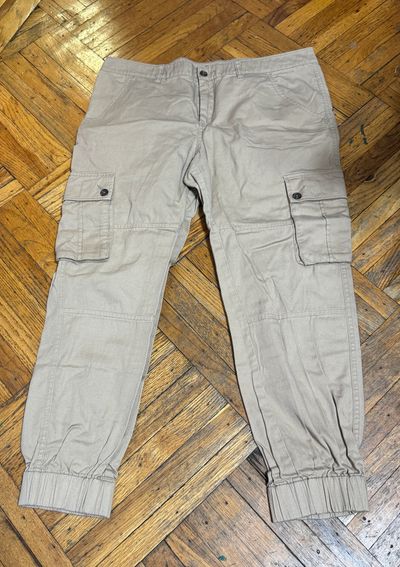 Forever 21 khaki cargo jogger pants Sz 30. Or 12 Women's 12