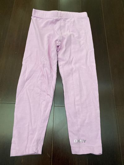 DKNY Size 4 light purple pants 4T