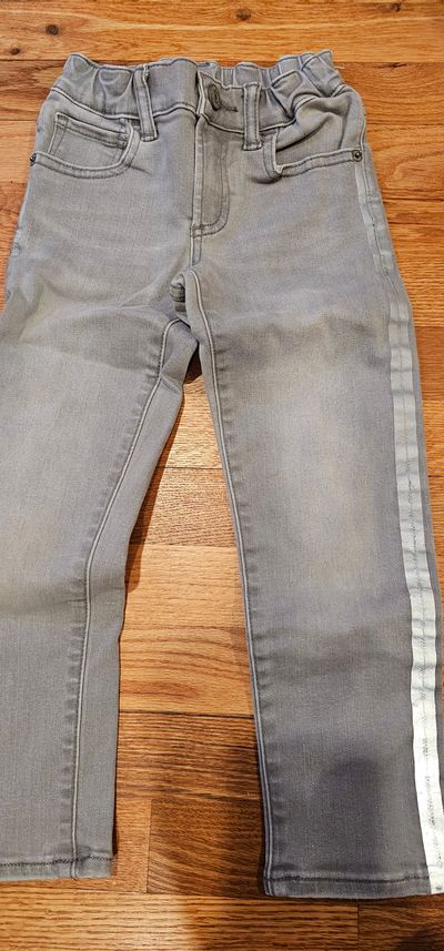 Baby Gap Like new slim fit w/ a silver strip trim on each side of the leg 5T/5
