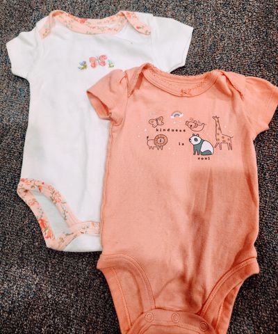 Carters and Laura Ashley 2 x onesis 0-3 Months