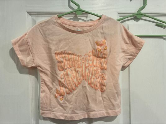 365 Kids t-shirt butterfly boxy tshirt xs 4/5 4T