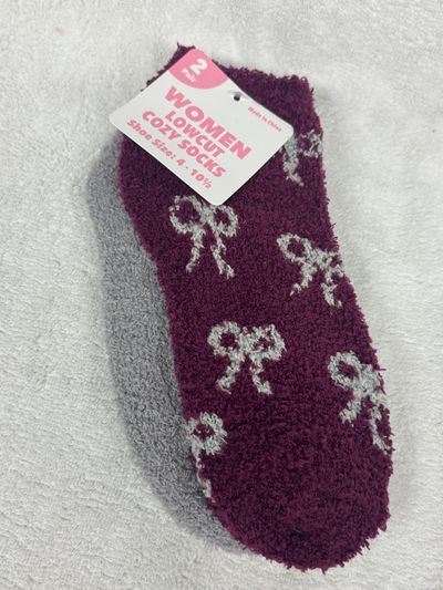 2 Brand New Pairs of Womens cozy socks size 4-10.5 2 Brand New Pairs of Womens cozy socks size 4-10.5 Women's - M