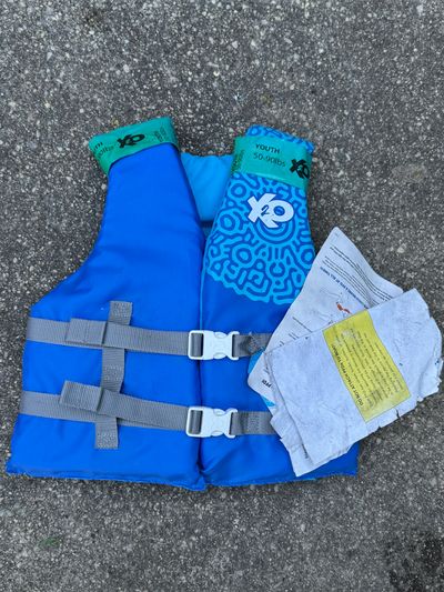 Brand New With Tags. Youth Lifejacket 50-90 lbs Brand New With Tags. Youth Lifejacket 50-90 lbs