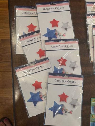 6 Brand New Glitter Star Gift Boxes 6 Brand New Glitter Star Gift Boxes