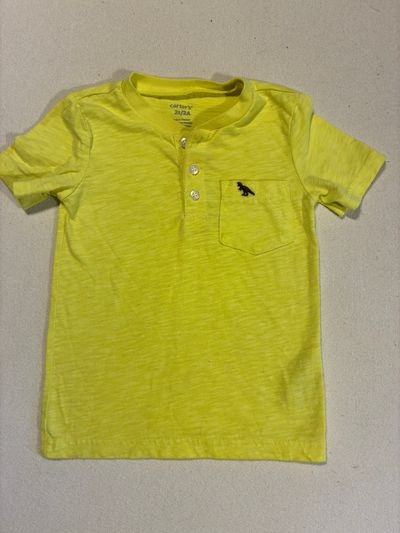 Carters 2T, yellow short sleeve t-shirt 2T