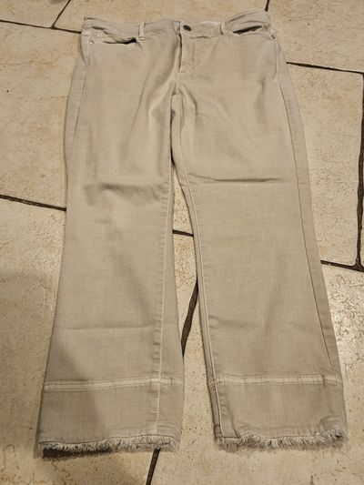 JJ Denim Beige Jeans Authentic Fit Cropped Women's 12