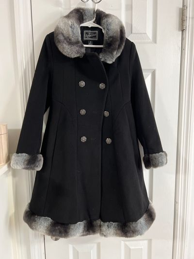 Rothschild Black peacoat with fur collar and trim , so beautiful 7-8