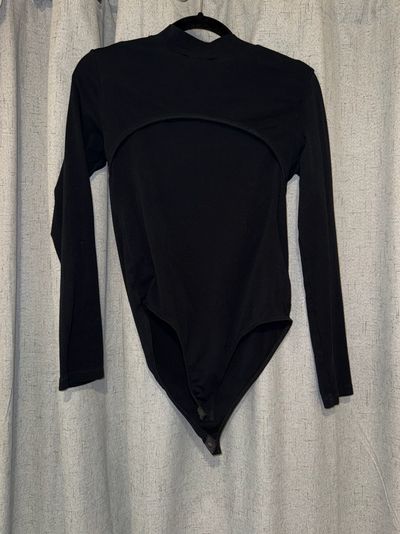 Long sleeve turtleneck keyhole black bodysuit  Women's - L