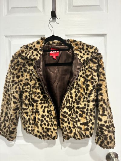BONGO Leopard print furry jacket - lining ripped on seam inside 7-8