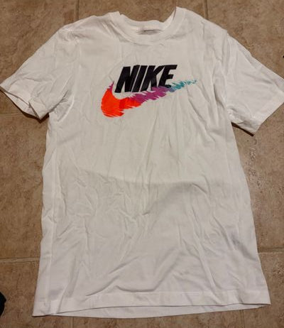 Brand new without tags Nike tshirt  Men's - S