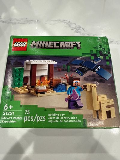 NEW LEGO Minecraft Steve's Desert Expedition New in box