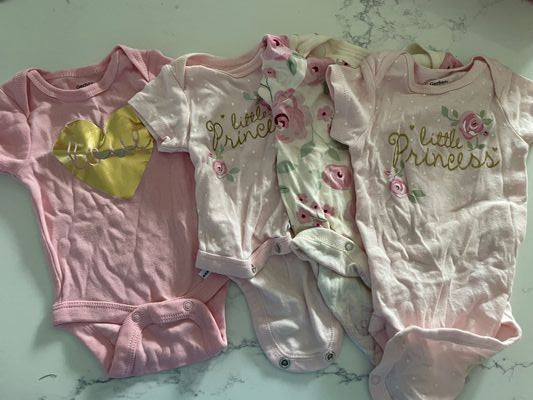 Gerber Little princess onesies 0-3 Months