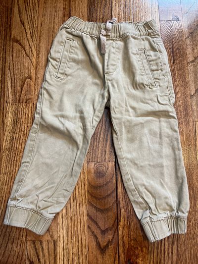 7 for all mankind khaki joggers  2T