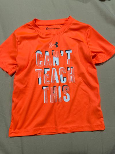 Under armor Bright orange tee 4T