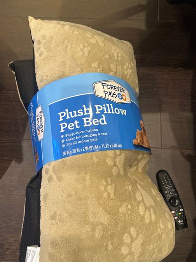 Brand new forever pals plush pillow pet bed large 36" x 28" x 2" folded over in picture double the size once opened