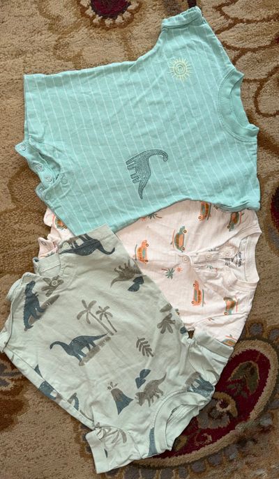 Carters Set of 3 carters rompers 3 Months