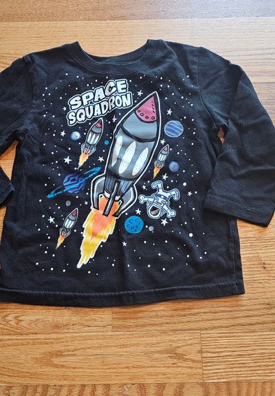 Garanimals Like new boys 3T black color shirt feature outer space graphics 3T