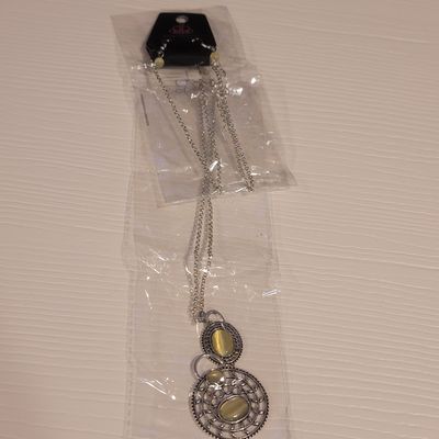 Paparazzi Silver Yellow Gem Necklace Set