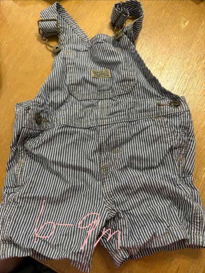 Oshkosh Striped overall shorts 6-9 Months