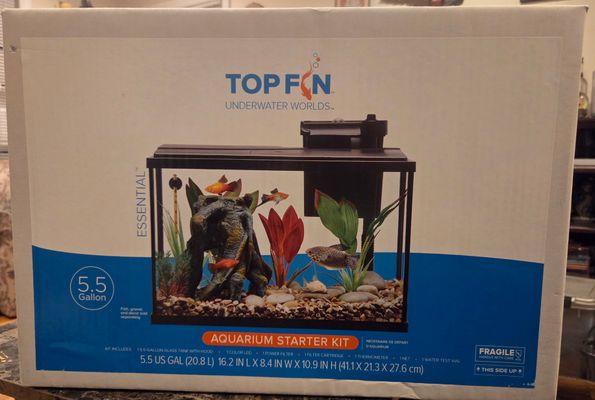 Brand New Topfin 5.5 gallon starter kit Retails $80