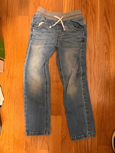 Cat and Jack Cat and Jack pull up  jeans 5T/5