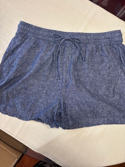 Old Navy - size L Blue linen rayon shorts Women's - L