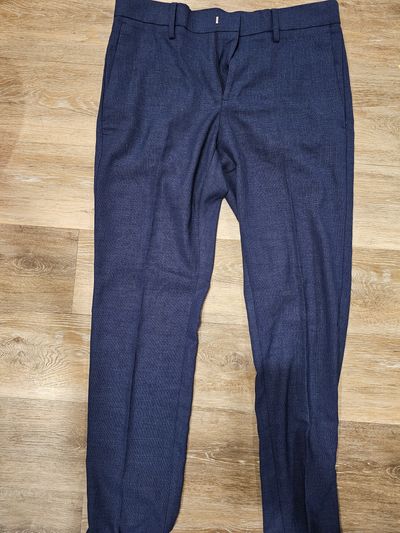 Perry Ellis 30x32 dark blue pants 30