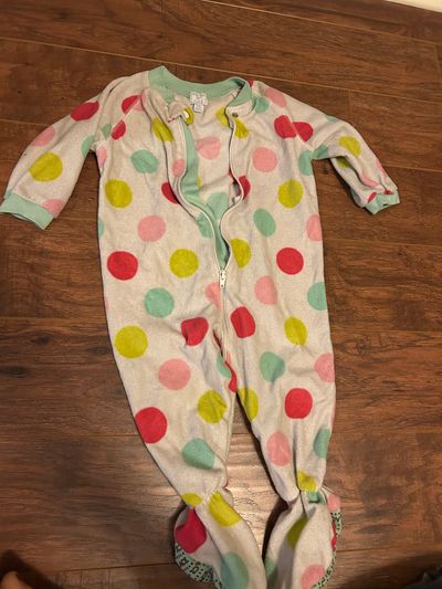 18 mo fleece feety pajamas  18-24 Months