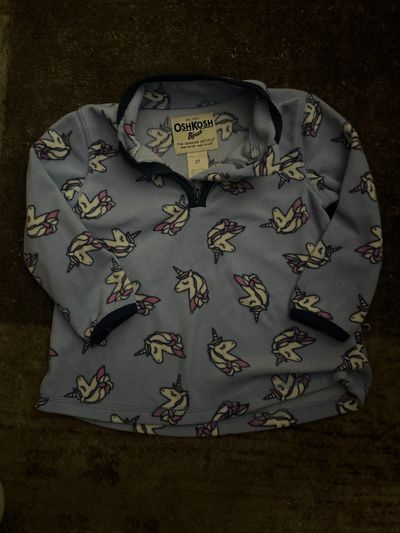 Oshkosh fleece zip pullover  2T