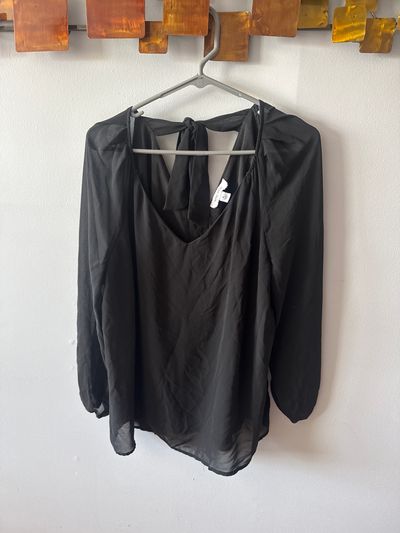 Nine west Long sleeve blouse sheer sleeves with bow in back Women's - XL