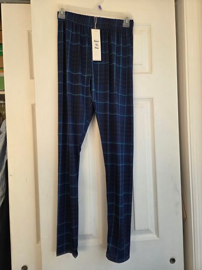Brand New with Tag Beyond This Place Leggings size Small/Medium Women's - S