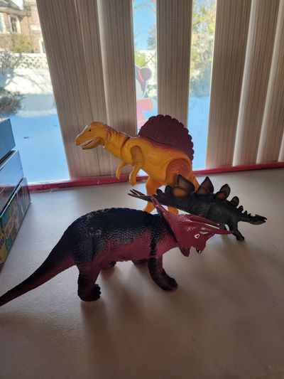 Big dinosaur Tallest is 13 inch .lot of  3 dinosaurs