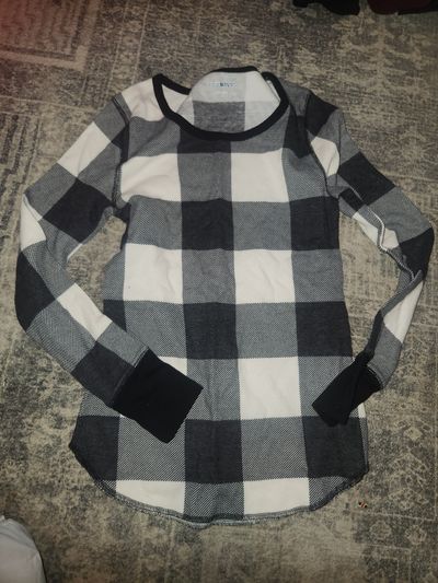 Old Navy black white sleeve shirt  Women's - XS