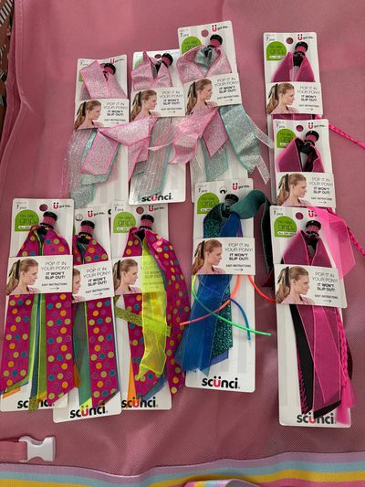 New set of 10 Scunci Ponytail Pop ins