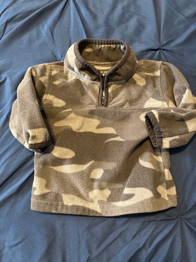Osh Kosh 6 months grey fleece camo 3-6 Months