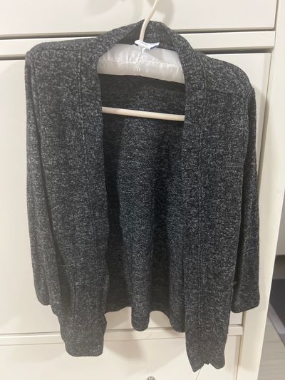 Old navy Light cover in grey color 3T
