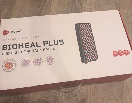 Brand new life, pro wellness recovery, bio heel Plus red light therapy panel retail $379 many health benefits
