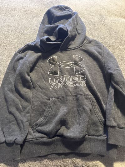 Under Armour Boys 3T hoodie Under Armour 3T