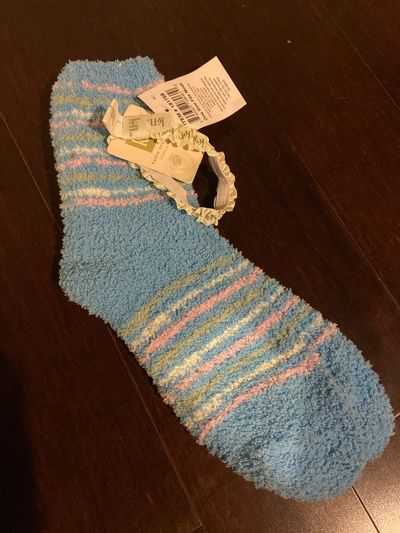 Karen Neuburger NEW warm long socks. One size fits all Women's - M