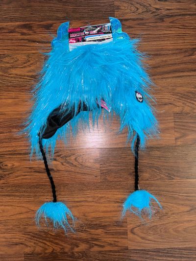 New Monster High Creetastic Laplander hat