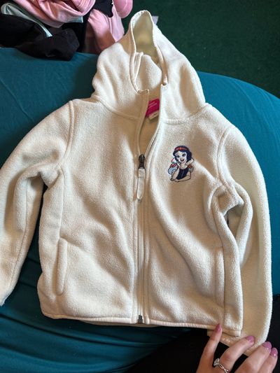 Amazon essentials Pale yellow Snow White fleece zip up 3T