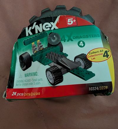 K'nex 4x dragster NEW 24 pieces green