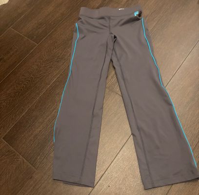 Fila grey size 8 pants  7-8