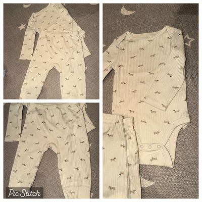 Carters 2 piece long sleeve outfit with dogs 12 Months